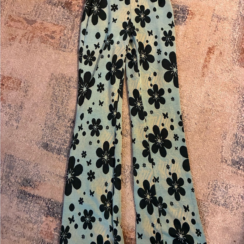 Green Pants Urban Outfitters Green Yellow Black Pants NWOT XS St Patrick’s Day